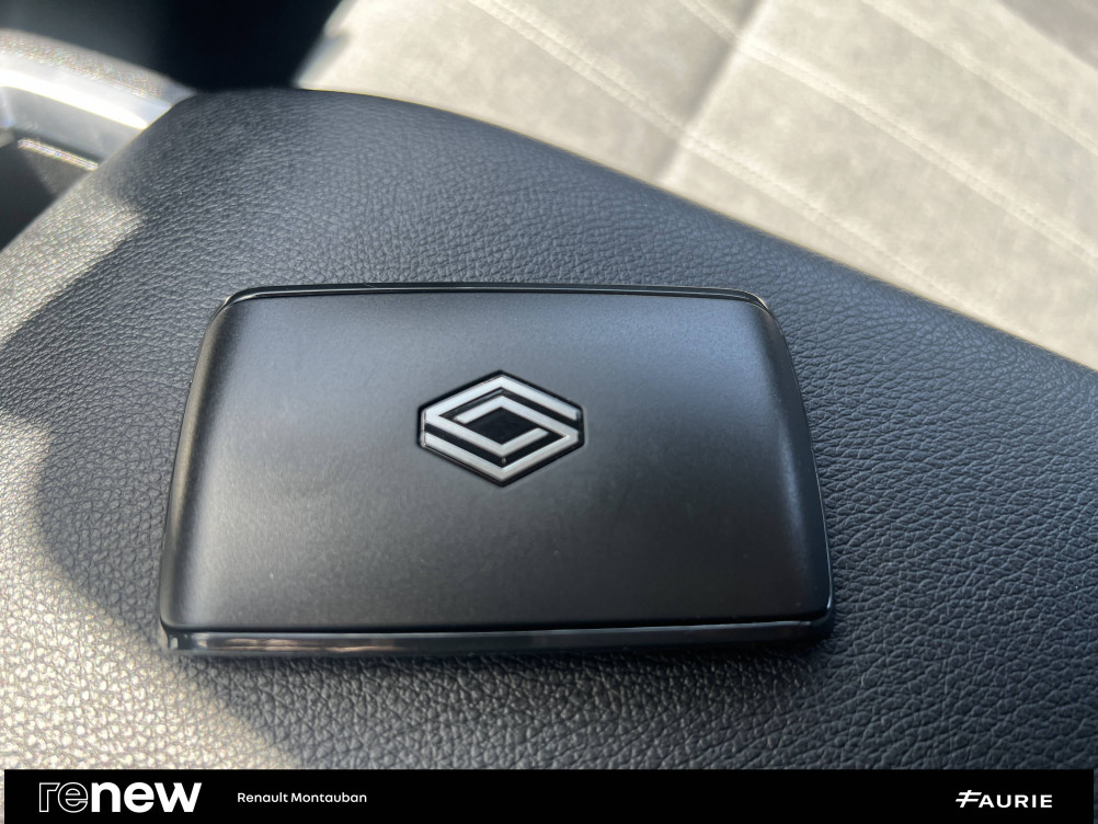 Acheter Renault Megane E-Tech Megane E-Tech EV40 130ch standard charge Equilibre 5p occasion dans les concessions du Groupe Faurie