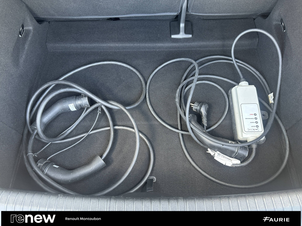 Acheter Renault Megane E-Tech Megane E-Tech EV40 130ch standard charge Equilibre 5p occasion dans les concessions du Groupe Faurie