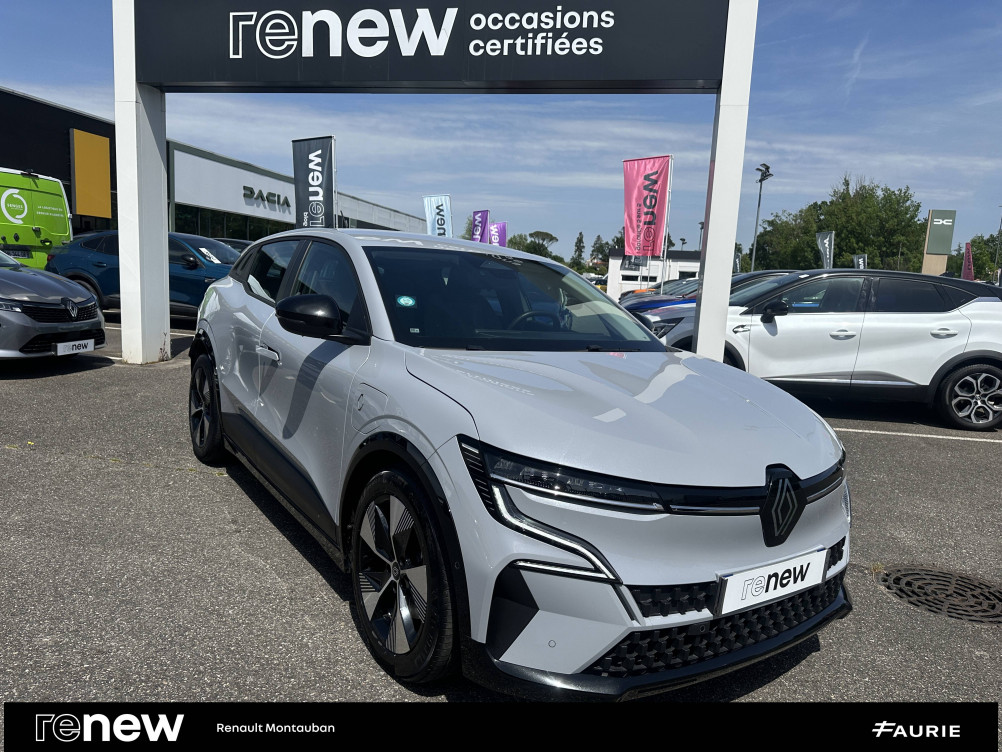 Acheter Renault Megane E-Tech Megane E-Tech EV40 130ch standard charge Equilibre 5p occasion dans les concessions du Groupe Faurie