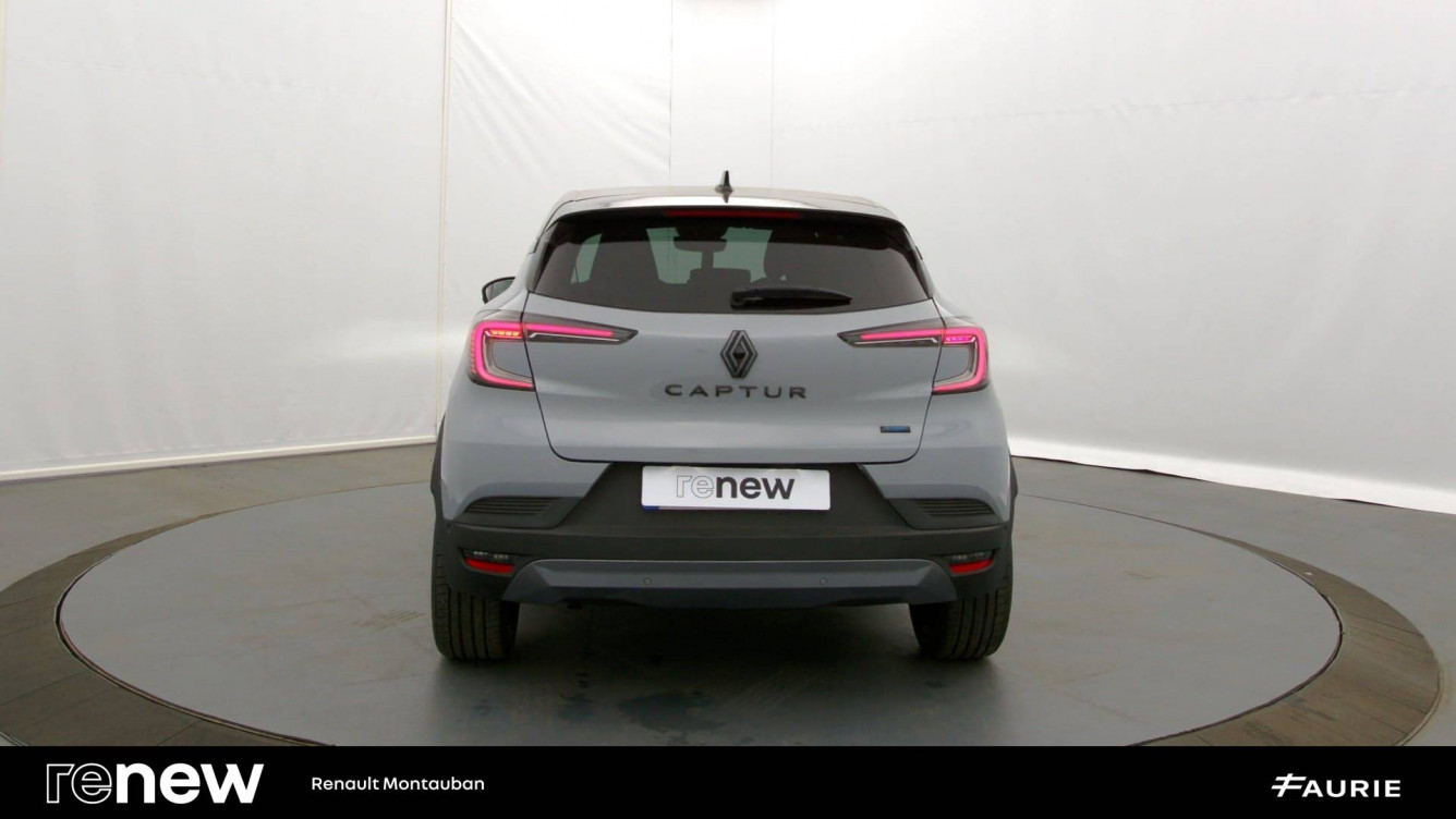 Acheter Renault Captur 2 Captur E-Tech full hybrid 145 ch esprit Alpine 5p occasion dans les concessions du Groupe Faurie
