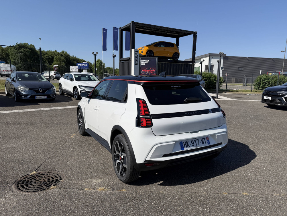 Acheter Renault Renault 5 Renault 5 E-Tech Electrique 150 ch autonomie confort Techno 5p neuf dans les concessions du Groupe Faurie