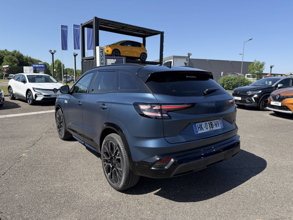 Acheter Renault Austral Austral full hybrid E-Tech 200 ch Esprit Alpine 5p neuf dans les concessions du Groupe Faurie