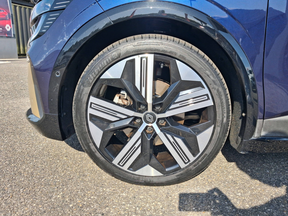 Acheter Renault Megane E-Tech Megane E-Tech EV60 220 ch super charge Iconic 5p occasion dans les concessions du Groupe Faurie
