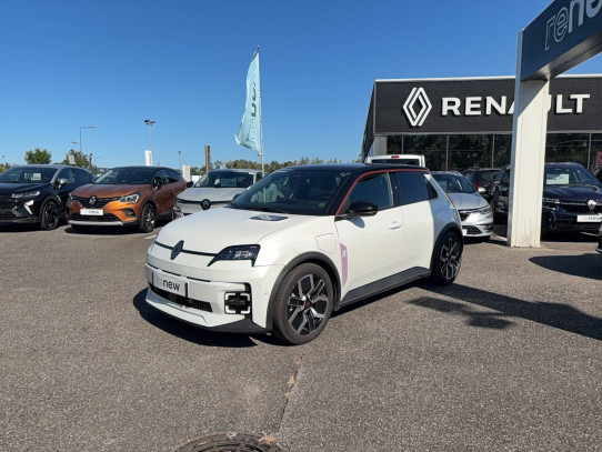Acheter Renault Renault 5 Renault 5 E-Tech Electrique 150 ch autonomie confort Techno 5p neuve dans les concessions du Groupe Faurie