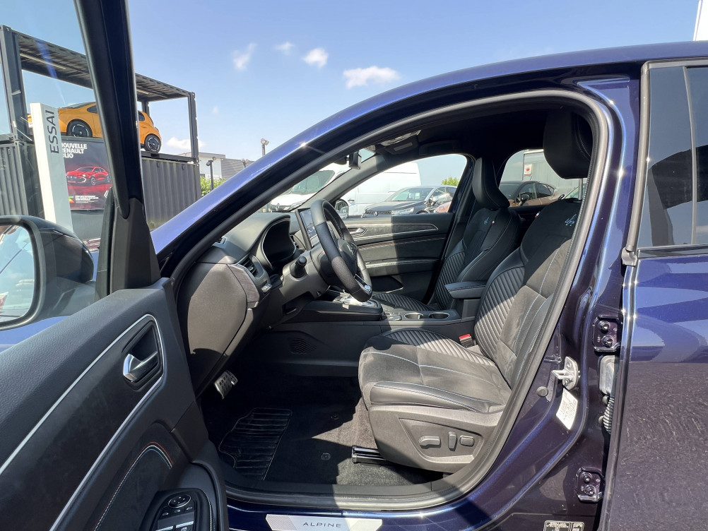 Acheter Renault Arkana Arkana E-Tech full hybrid 145 GSR2 esprit Alpine 5p occasion dans les concessions du Groupe Faurie