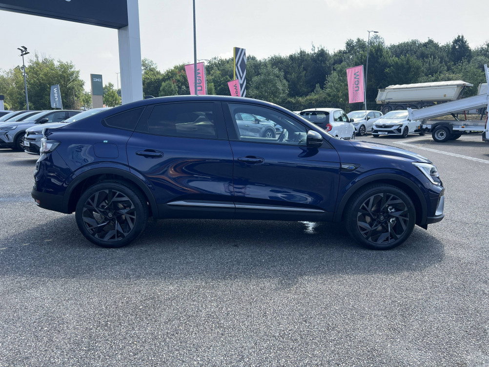 Acheter Renault Arkana Arkana E-Tech full hybrid 145 GSR2 esprit Alpine 5p occasion dans les concessions du Groupe Faurie