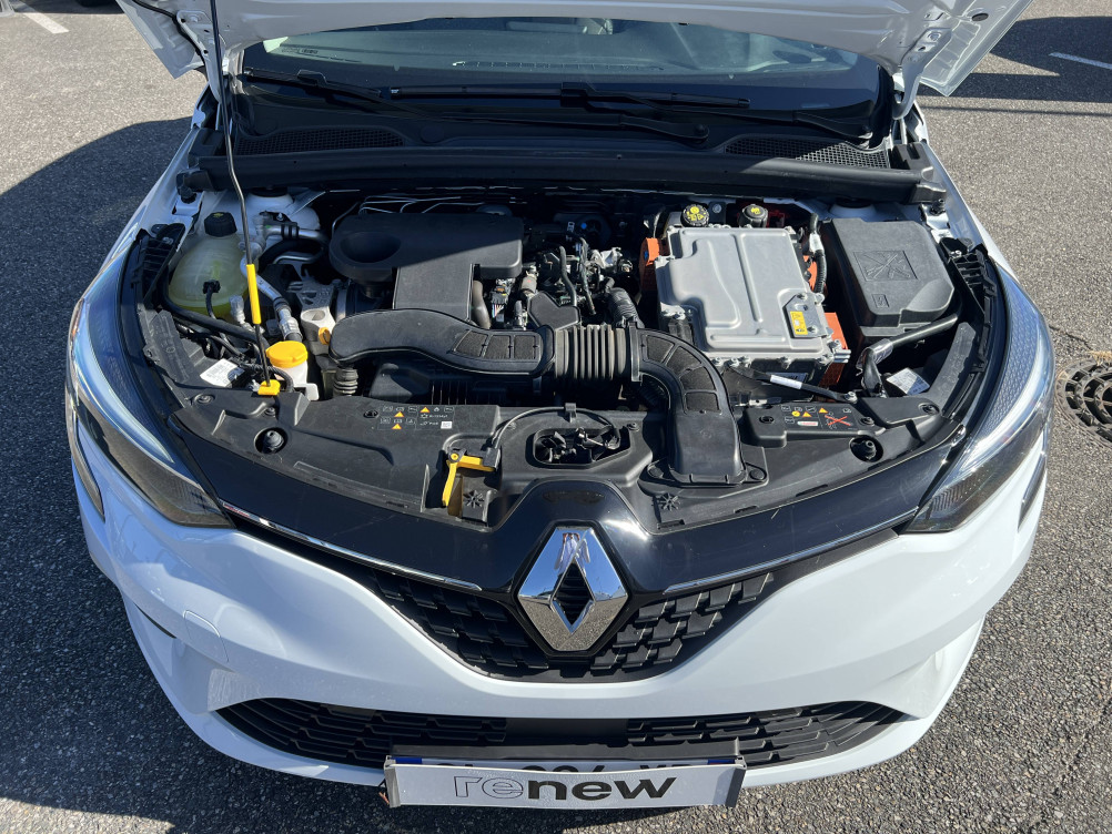 Acheter Renault Clio 5 Clio E-Tech full hybrid 145 Evolution 5p occasion dans les concessions du Groupe Faurie