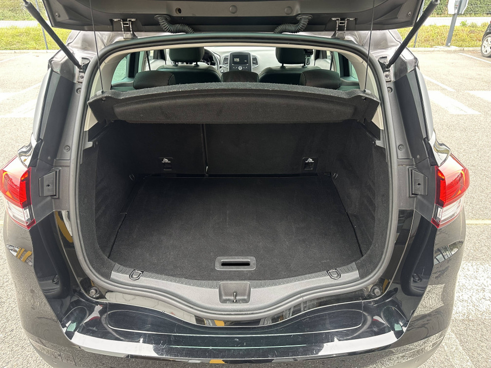 Acheter Renault Scenic 4 Scenic Blue dCi 120 EDC Business 5p occasion dans les concessions du Groupe Faurie