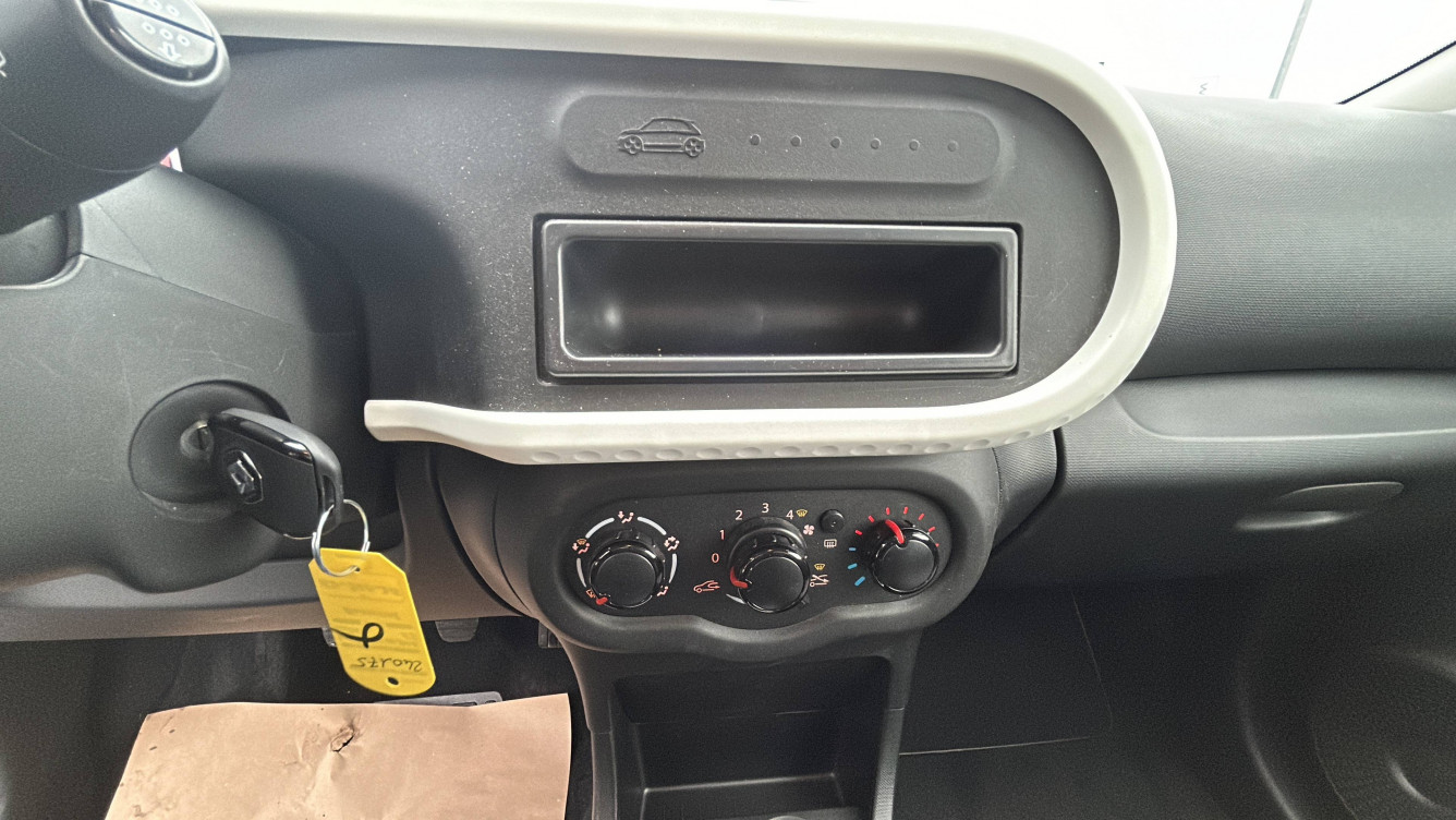 Acheter Renault Twingo 3 Twingo III SCe 65 Life 5p occasion dans les concessions du Groupe Faurie
