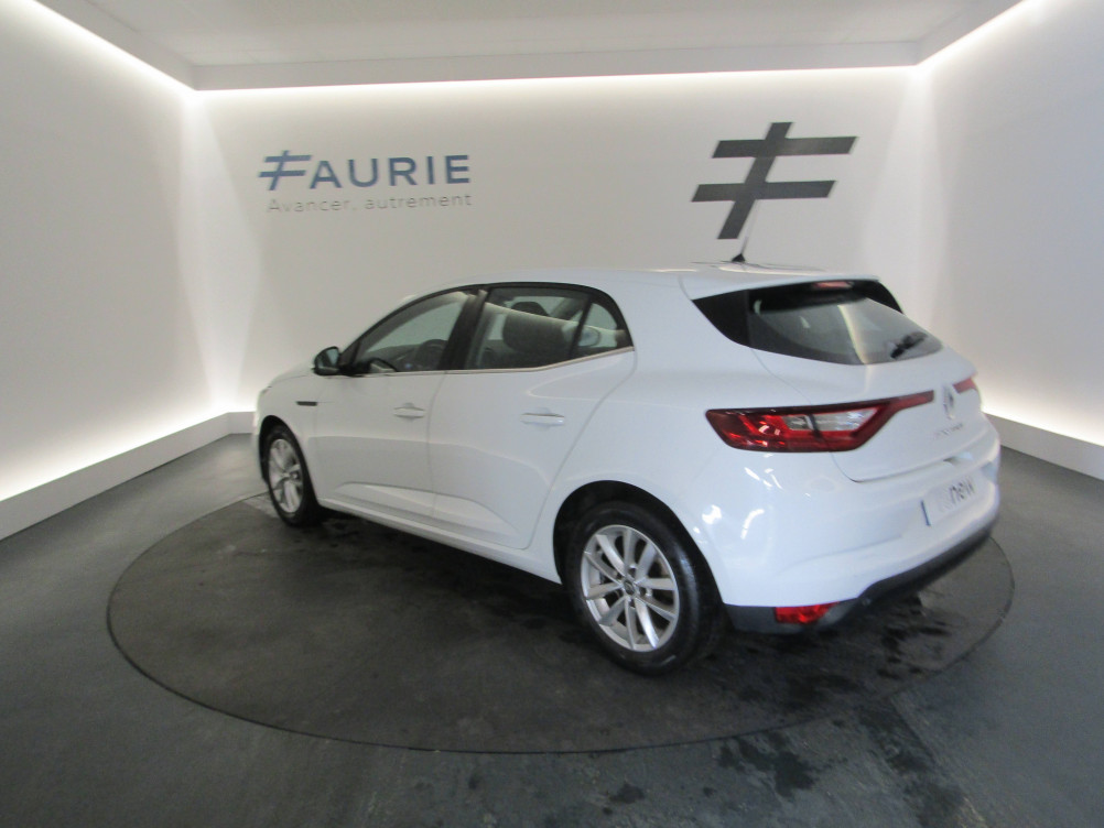 Acheter Renault Megane 4 Mégane IV Berline TCe 100 Energy Zen 5p occasion dans les concessions du Groupe Faurie