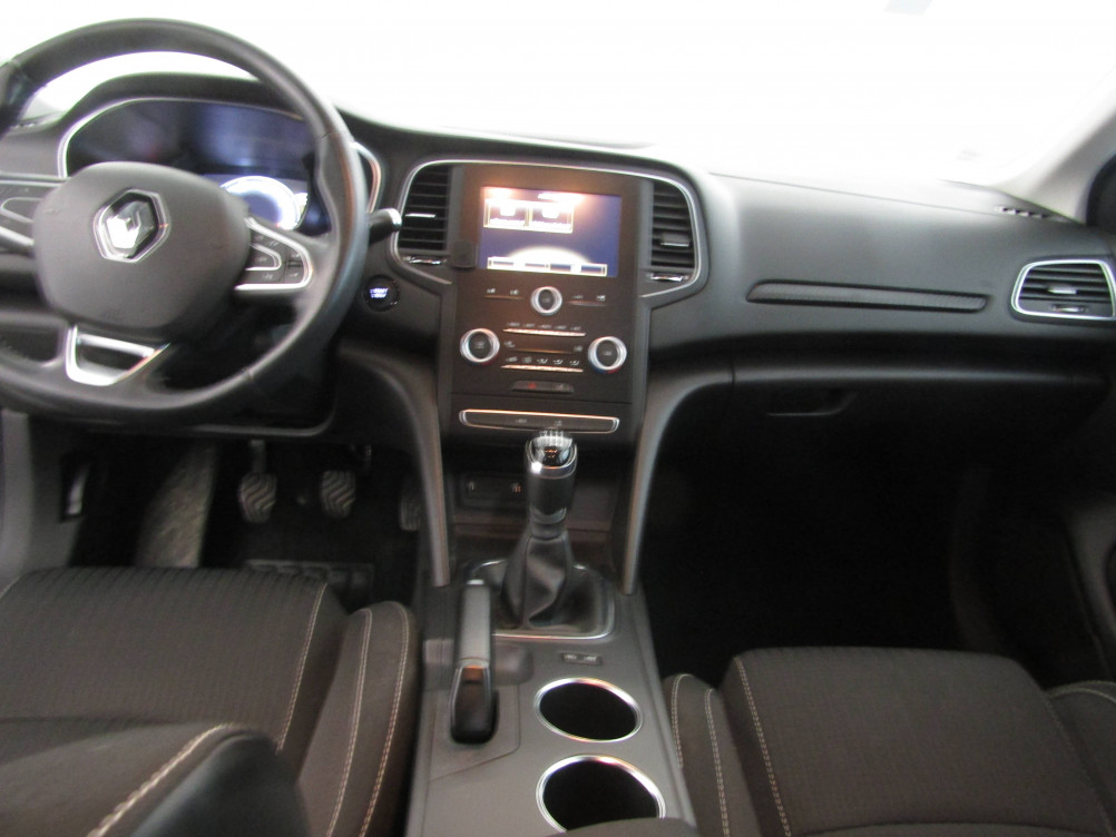 Acheter Renault Megane 4 Mégane IV Berline TCe 100 Energy Zen 5p occasion dans les concessions du Groupe Faurie
