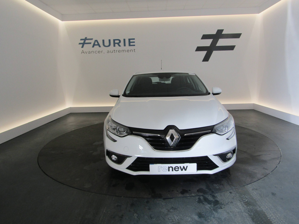 Acheter Renault Megane 4 Mégane IV Berline TCe 100 Energy Zen 5p occasion dans les concessions du Groupe Faurie