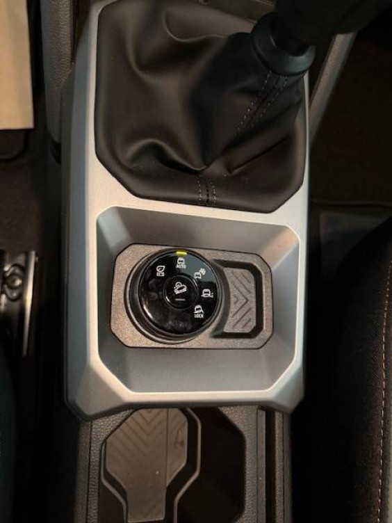 Acheter Dacia Duster Duster TCe 130 4x4 Extreme 5p neuf dans les concessions du Groupe Faurie
