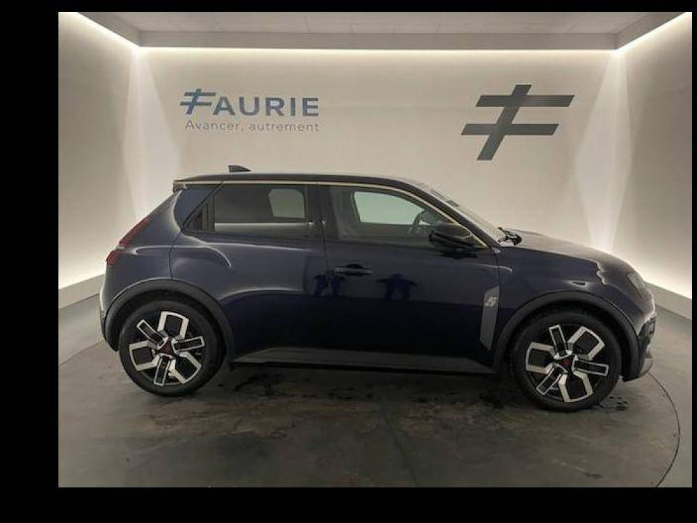 Acheter Renault Renault 5 Renault 5 E-Tech Electrique 150 ch autonomie confort Techno 5p neuf dans les concessions du Groupe Faurie