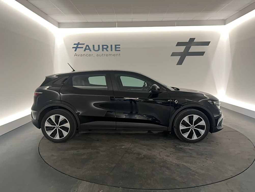 Acheter Renault Megane E-Tech Megane E-Tech EV60 130ch super charge Evolution ER 5p occasion dans les concessions du Groupe Faurie