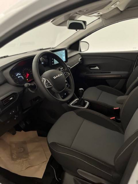 Acheter Dacia Jogger Jogger ECO-G 100 7 places GSR2 Extreme + 5p neuf dans les concessions du Groupe Faurie