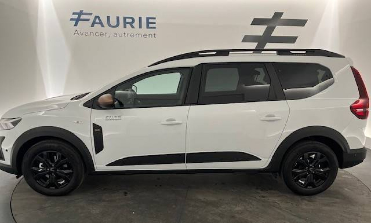 Acheter Dacia Jogger Jogger ECO-G 100 7 places GSR2 Extreme + 5p neuf dans les concessions du Groupe Faurie