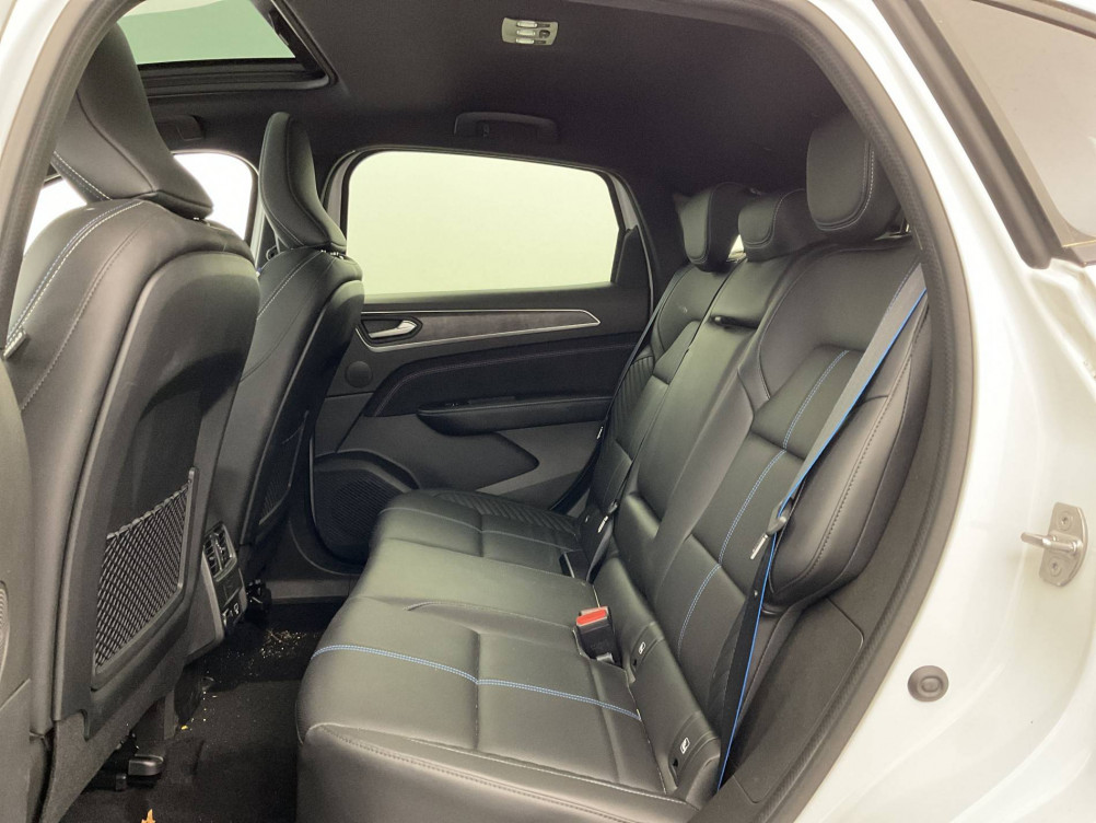 Acheter Renault Arkana Arkana E-Tech 145 - 23 esprit Alpine 5p occasion dans les concessions du Groupe Faurie