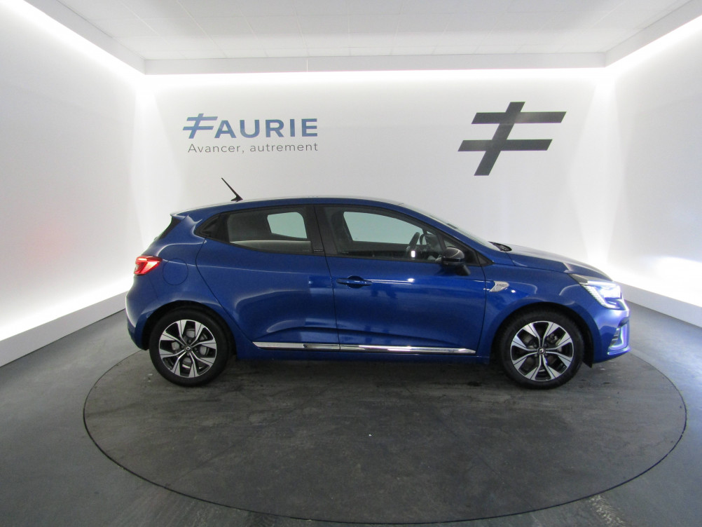 Acheter Renault Clio 5 Clio E-Tech 140 Intens 5p occasion dans les concessions du Groupe Faurie