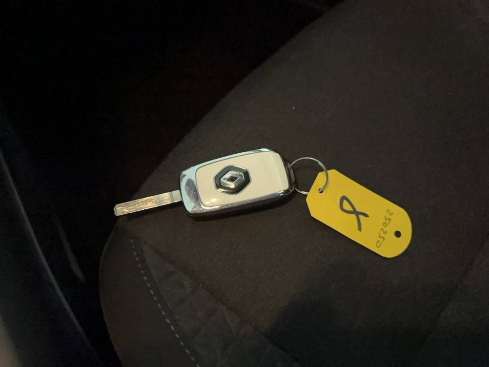 Acheter Renault Clio 5 Clio E-Tech 140 - 21N Zen 5p occasion dans les concessions du Groupe Faurie