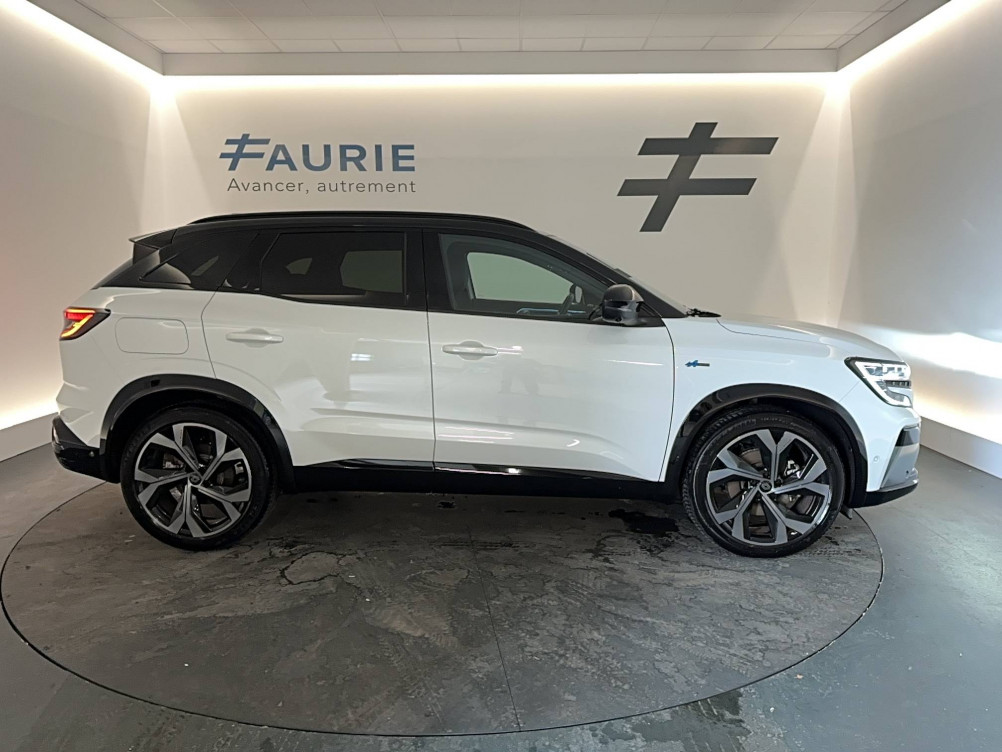 Acheter Renault Austral Austral E-Tech hybrid 200 Iconic esprit Alpine 5p occasion dans les concessions du Groupe Faurie