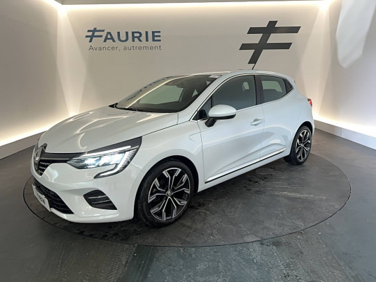 Acheter Renault Clio 5 Clio TCe 90 X-Tronic - 21N Intens 5p neuve dans les concessions du Groupe Faurie