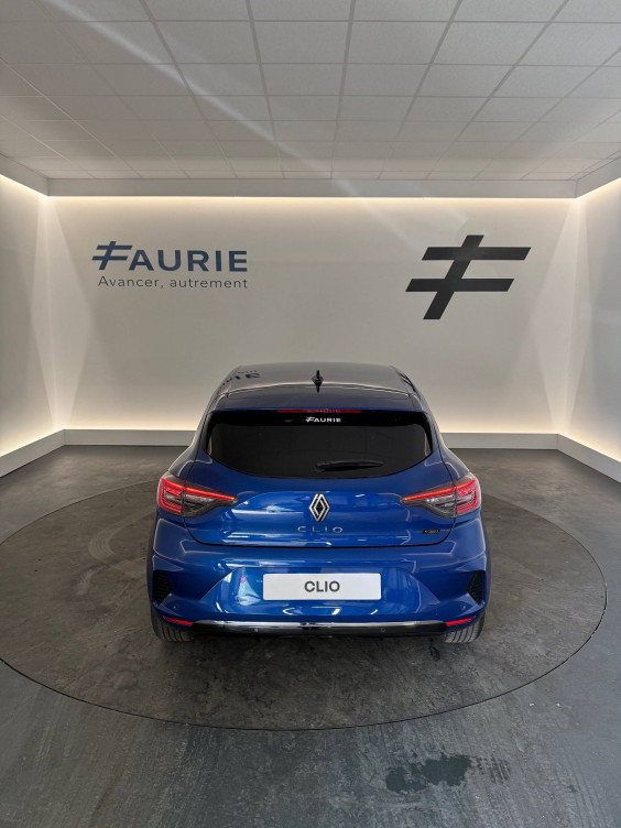 Acheter Renault Clio 5 Clio E-Tech full hybrid 145 GSR2 Techno 5p neuf dans les concessions du Groupe Faurie
