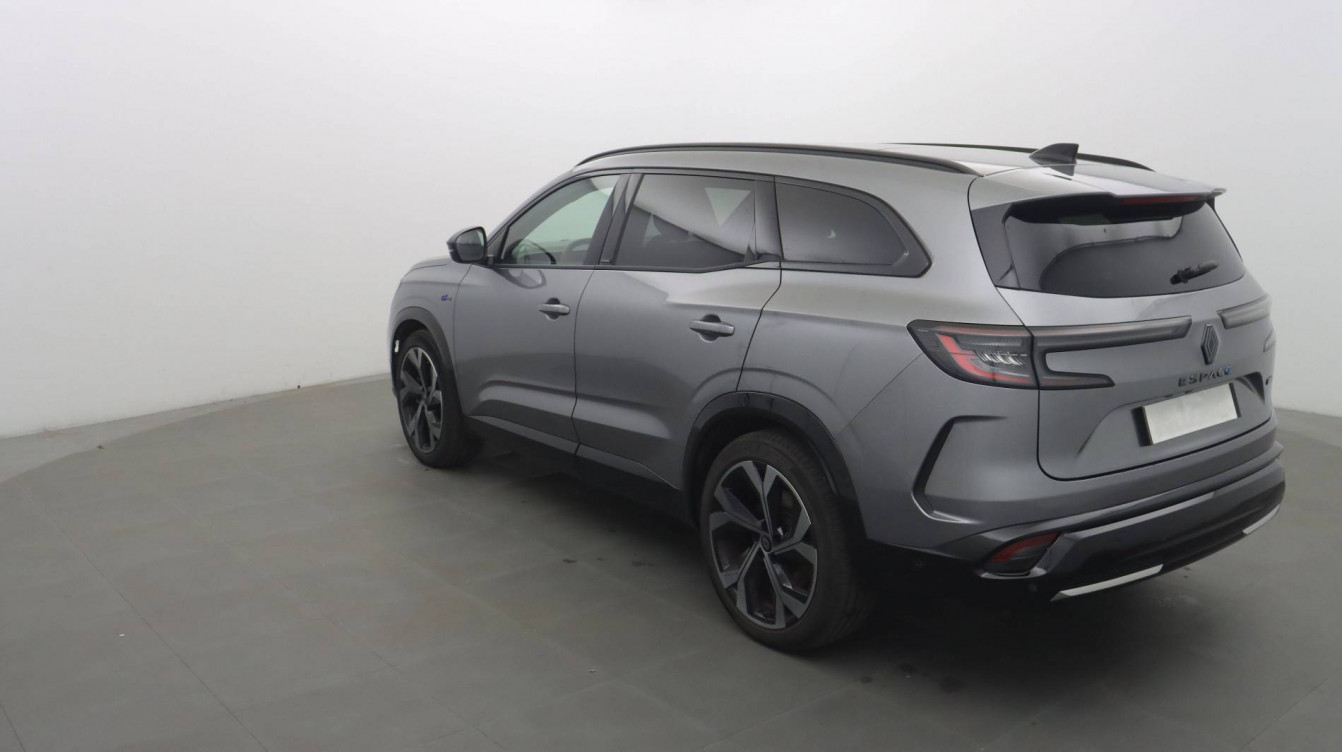 Acheter Renault Espace 6 Espace E-Tech hybrid 200 esprit Alpine 5p occasion dans les concessions du Groupe Faurie