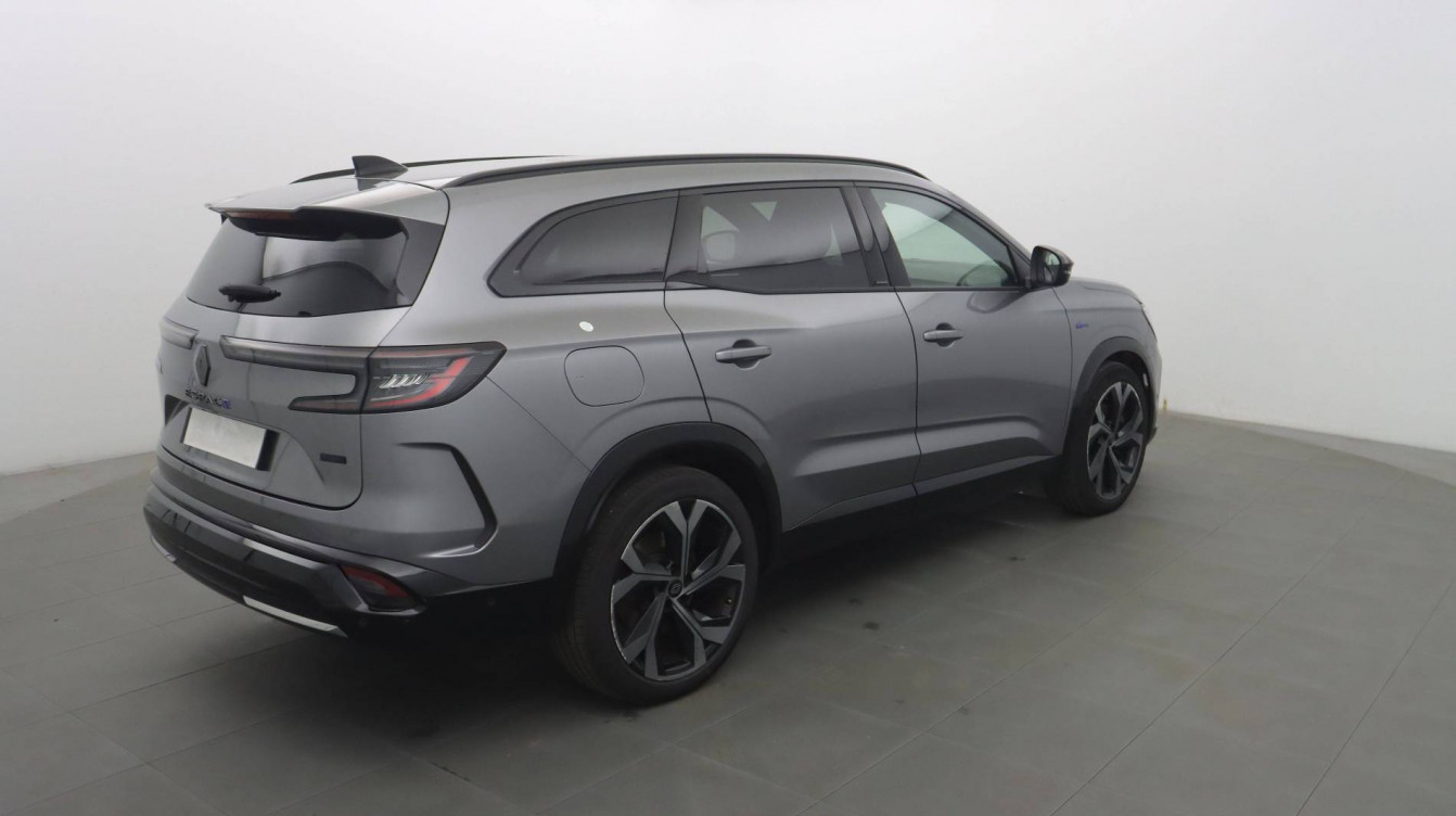 Acheter Renault Espace 6 Espace E-Tech hybrid 200 esprit Alpine 5p occasion dans les concessions du Groupe Faurie