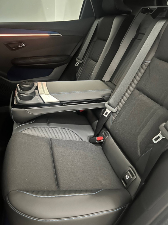 Acheter Renault Scenic 5 Scenic E-Tech electrique 220 ch grande autonomie Techno esprit Alpine 5p neuf dans les concessions du Groupe Faurie