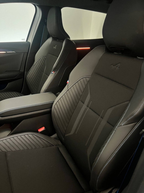 Acheter Renault Scenic 5 Scenic E-Tech electrique 220 ch grande autonomie Techno esprit Alpine 5p neuf dans les concessions du Groupe Faurie