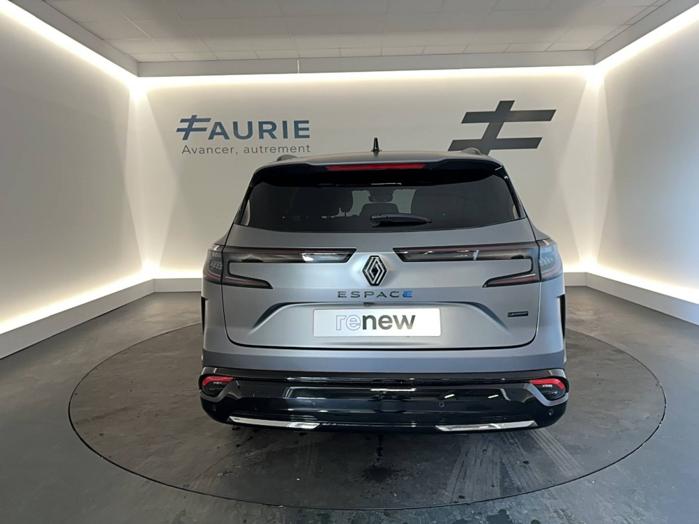 Acheter Renault Espace 6 Espace E-Tech full hybrid 200 GSR2 esprit Alpine 5p occasion dans les concessions du Groupe Faurie