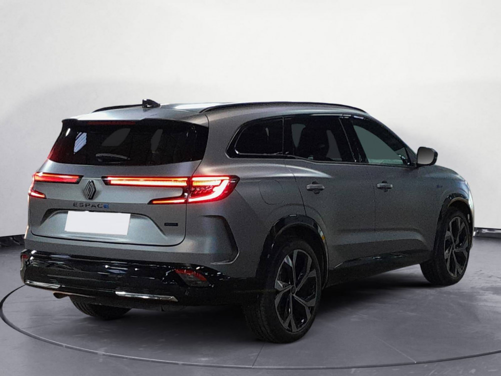Acheter Renault Espace 6 Espace E-Tech full hybrid 200 GSR2 esprit Alpine 5p occasion dans les concessions du Groupe Faurie