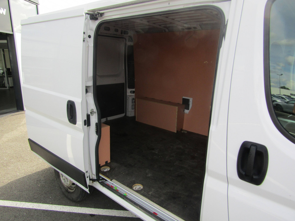 Acheter Opel Movano MOVANO FGN 3.0T L1H1 140 CH PACK CLIM 4p occasion dans les concessions du Groupe Faurie