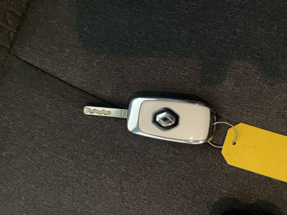 Acheter Renault Clio 5 Clio E-Tech 140 Business 5p occasion dans les concessions du Groupe Faurie