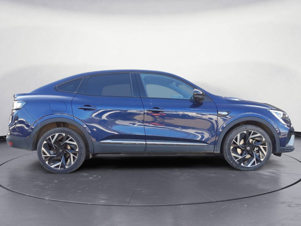Acheter Renault Arkana Arkana E-Tech 145 - 23 esprit Alpine 5p occasion dans les concessions du Groupe Faurie