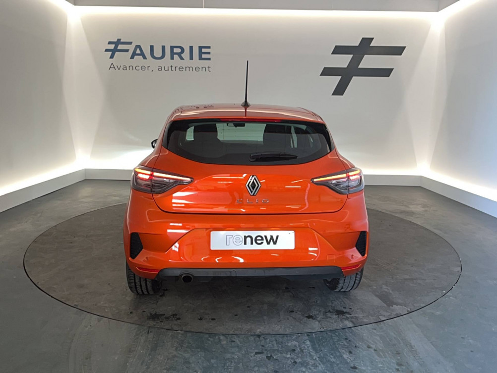 Acheter Renault Clio 5 CLIO SOCIETE BLUE DCI 100 EVOLUTION REVERSIBLE 5p occasion dans les concessions du Groupe Faurie