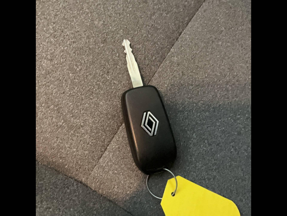 Acheter Renault Clio 5 CLIO SOCIETE BLUE DCI 100 EVOLUTION REVERSIBLE 5p occasion dans les concessions du Groupe Faurie