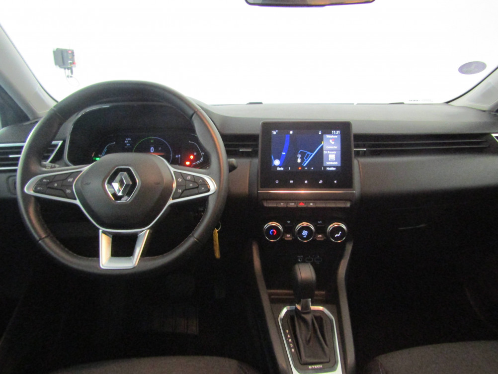 Acheter Renault Clio 5 Clio E-Tech 140 - 21N Business 5p occasion dans les concessions du Groupe Faurie