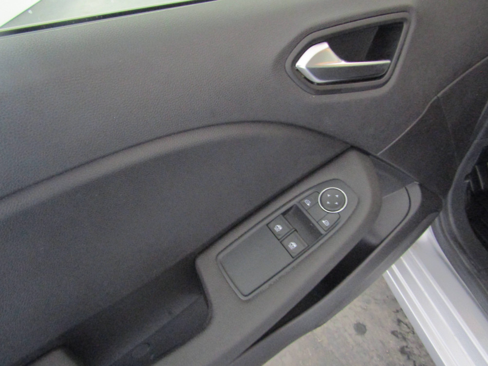 Acheter Renault Clio 5 Clio E-Tech 140 - 21N Business 5p occasion dans les concessions du Groupe Faurie