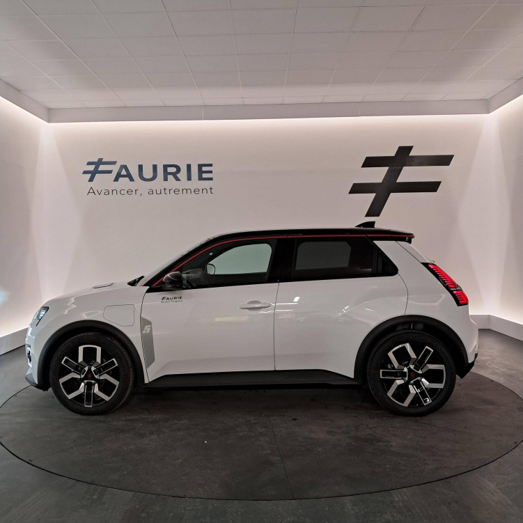Acheter Renault Renault 5 Renault 5 E-Tech Electrique 150 ch autonomie confort Techno 5p neuf dans les concessions du Groupe Faurie