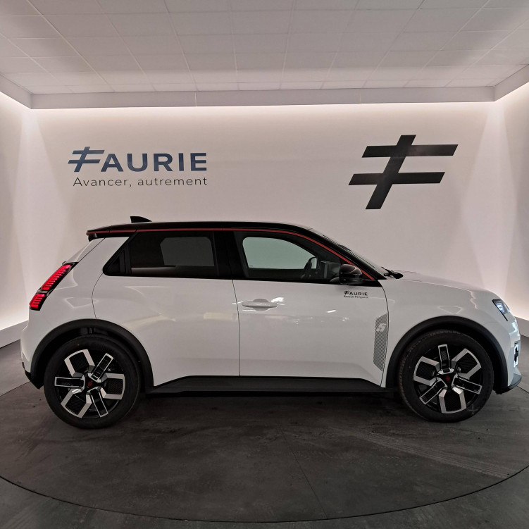 Acheter Renault Renault 5 Renault 5 E-Tech Electrique 150 ch autonomie confort Techno 5p neuf dans les concessions du Groupe Faurie
