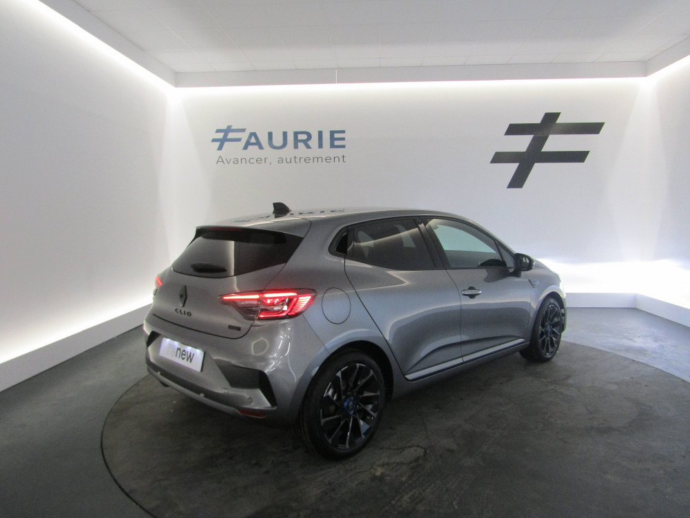 Acheter Renault Clio 5 Clio E-Tech full hybrid 145 Esprit Alpine 5p occasion dans les concessions du Groupe Faurie