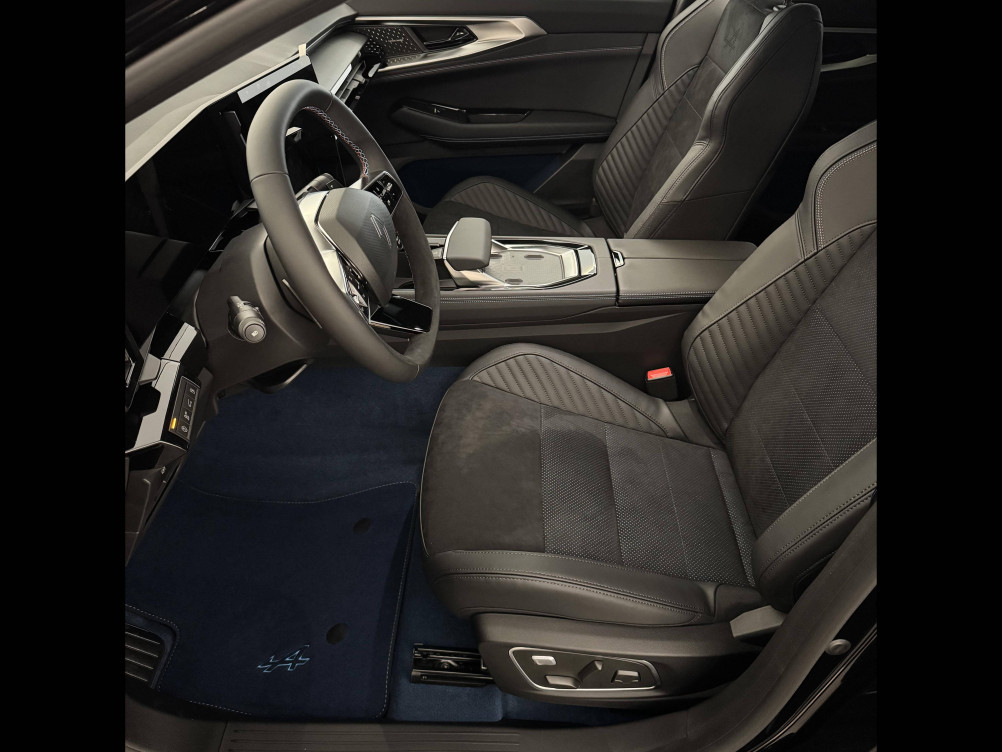 Acheter Renault Rafale Rafale hyper hybrid E-Tech 4x4 300 atelier Alpine 5p neuf dans les concessions du Groupe Faurie