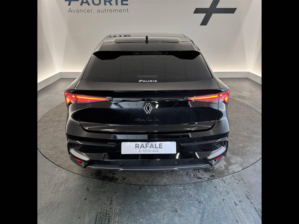Acheter Renault Rafale Rafale hyper hybrid E-Tech 4x4 300 atelier Alpine 5p neuf dans les concessions du Groupe Faurie