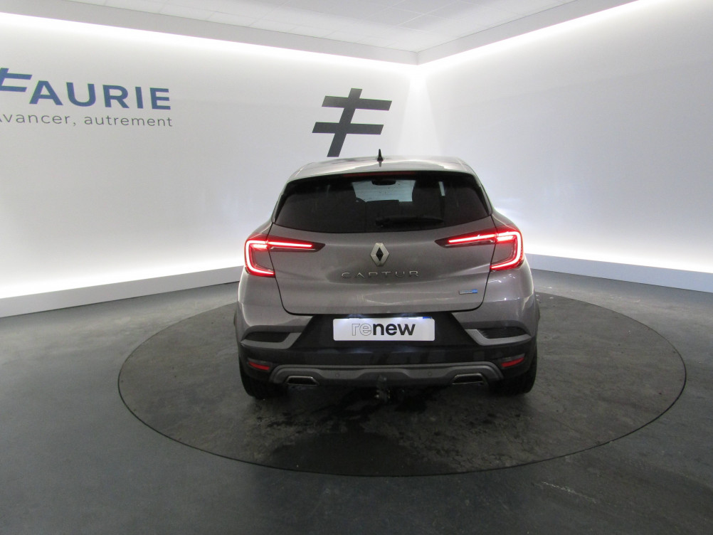 Acheter Renault Captur 2 Captur E-Tech 145 - 21 R.S. Line 5p occasion dans les concessions du Groupe Faurie