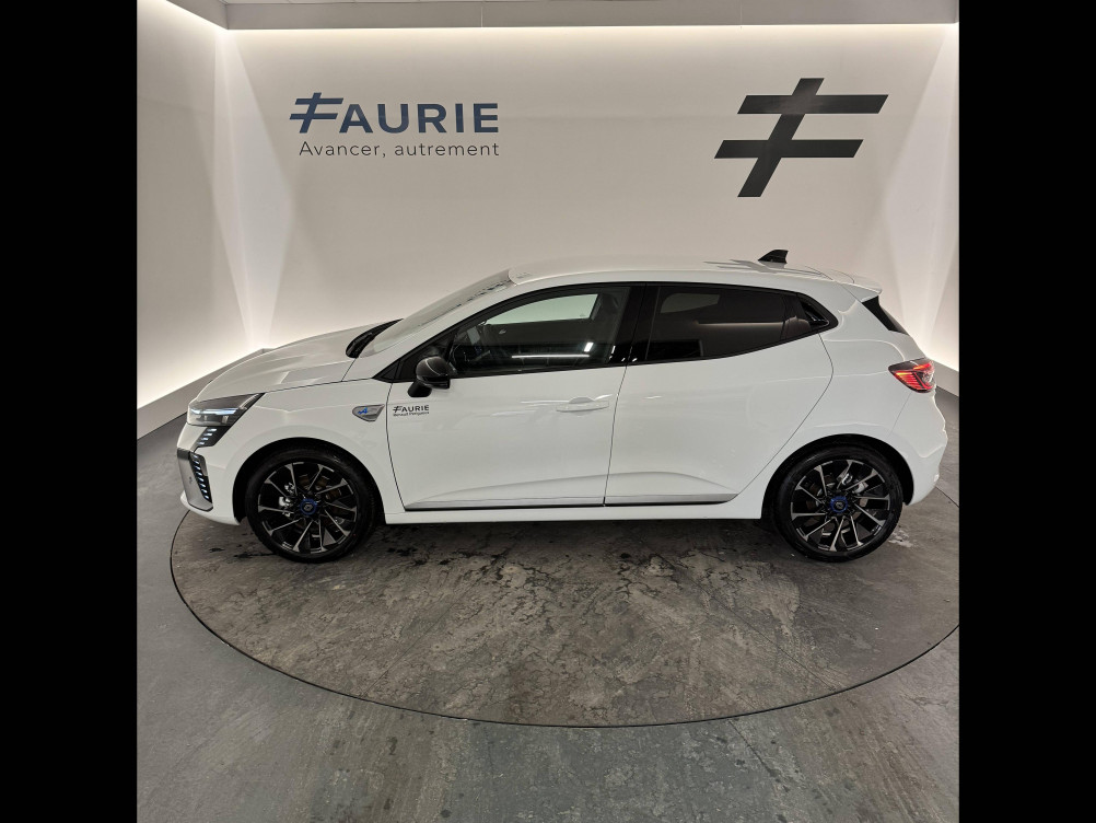 Acheter Renault Clio 5 Clio E-Tech full hybrid 145 ch GSR2 Esprit Alpine 5p neuf dans les concessions du Groupe Faurie