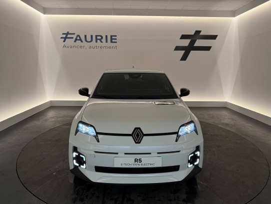 Acheter Renault Renault 5 Renault 5 E-Tech Electrique 150 ch autonomie confort Techno 5p neuve* dans les concessions du Groupe Faurie