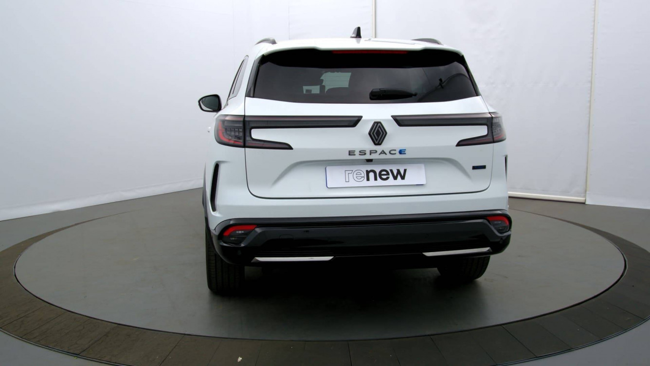 Acheter Renault Espace 6 Espace E-Tech hybrid 200 esprit Alpine 5p occasion dans les concessions du Groupe Faurie