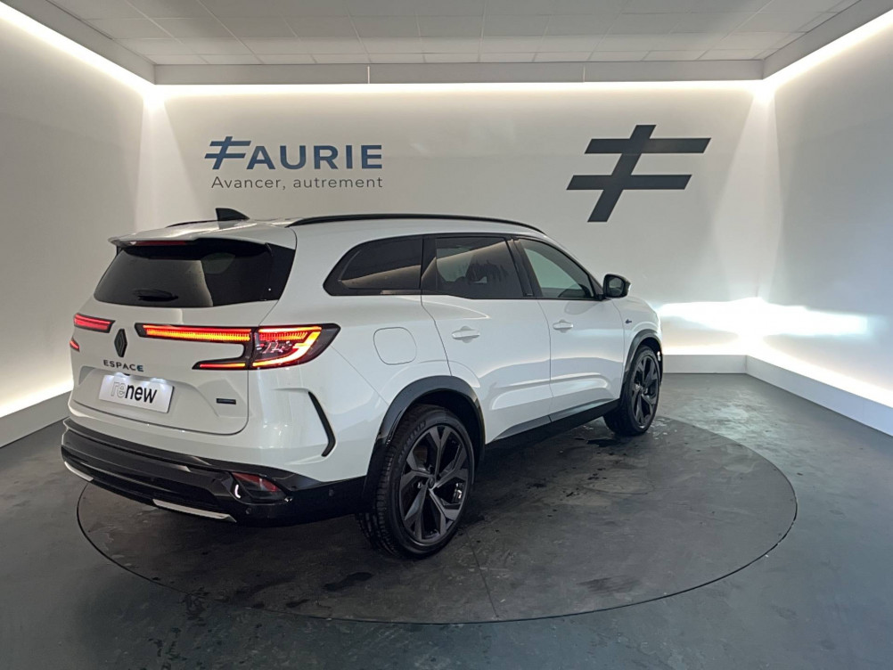 Acheter Renault Espace 6 Espace E-Tech hybrid 200 esprit Alpine 5p occasion dans les concessions du Groupe Faurie